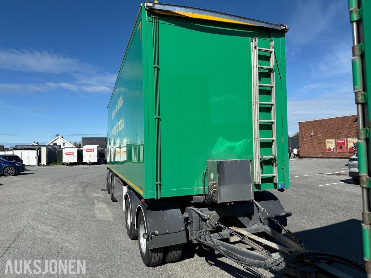 2023 Scania R590 XT Med He-Plan Fliskassehenger